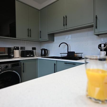 Luxury Two Bed Apartment - Cardiff City Centre Zewnętrze zdjęcie